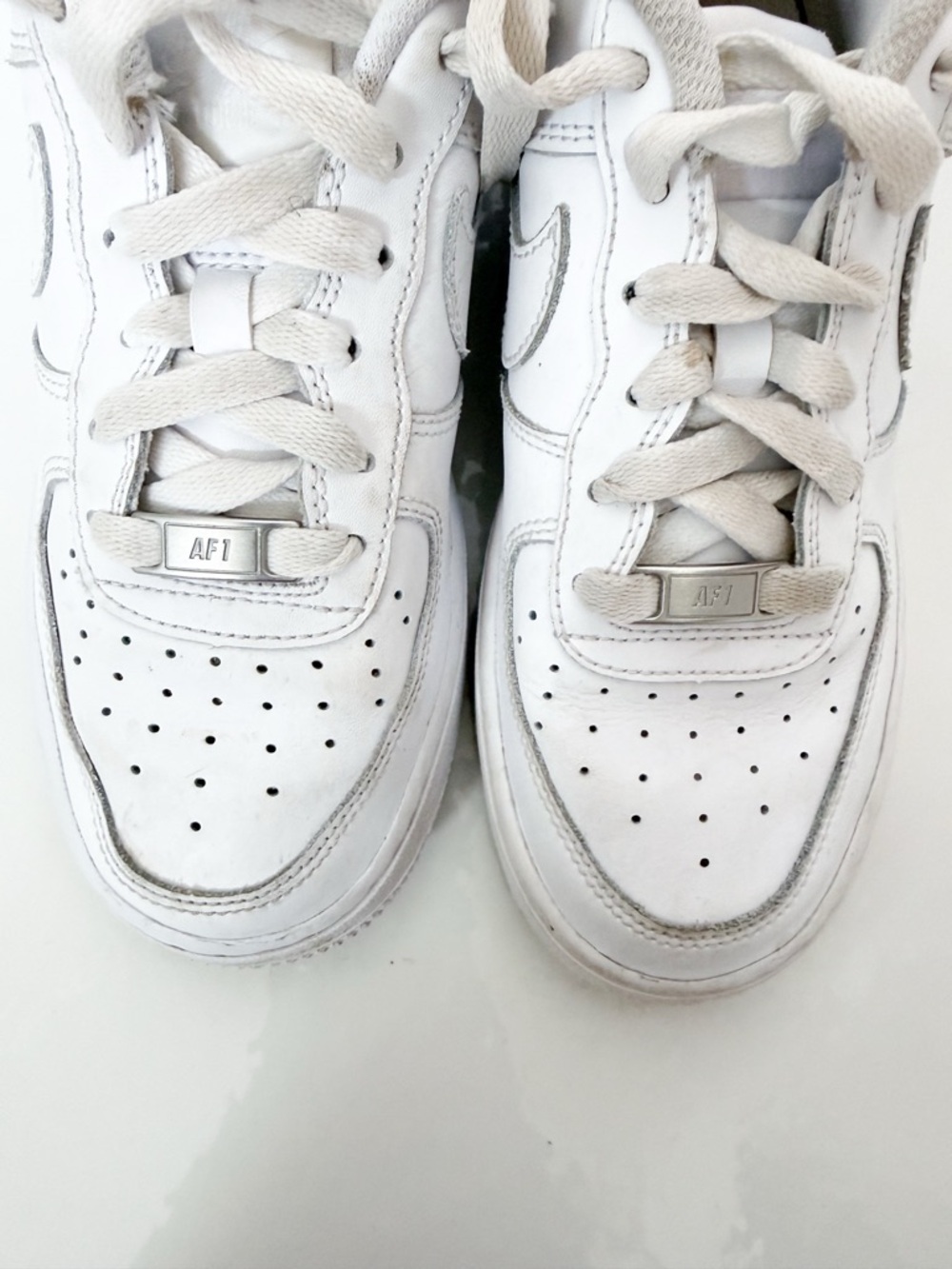 Nike Air Force 1 Kids 4Y White Sneakers | Classic Low Top | Good Condition - Picture 5 of 11
